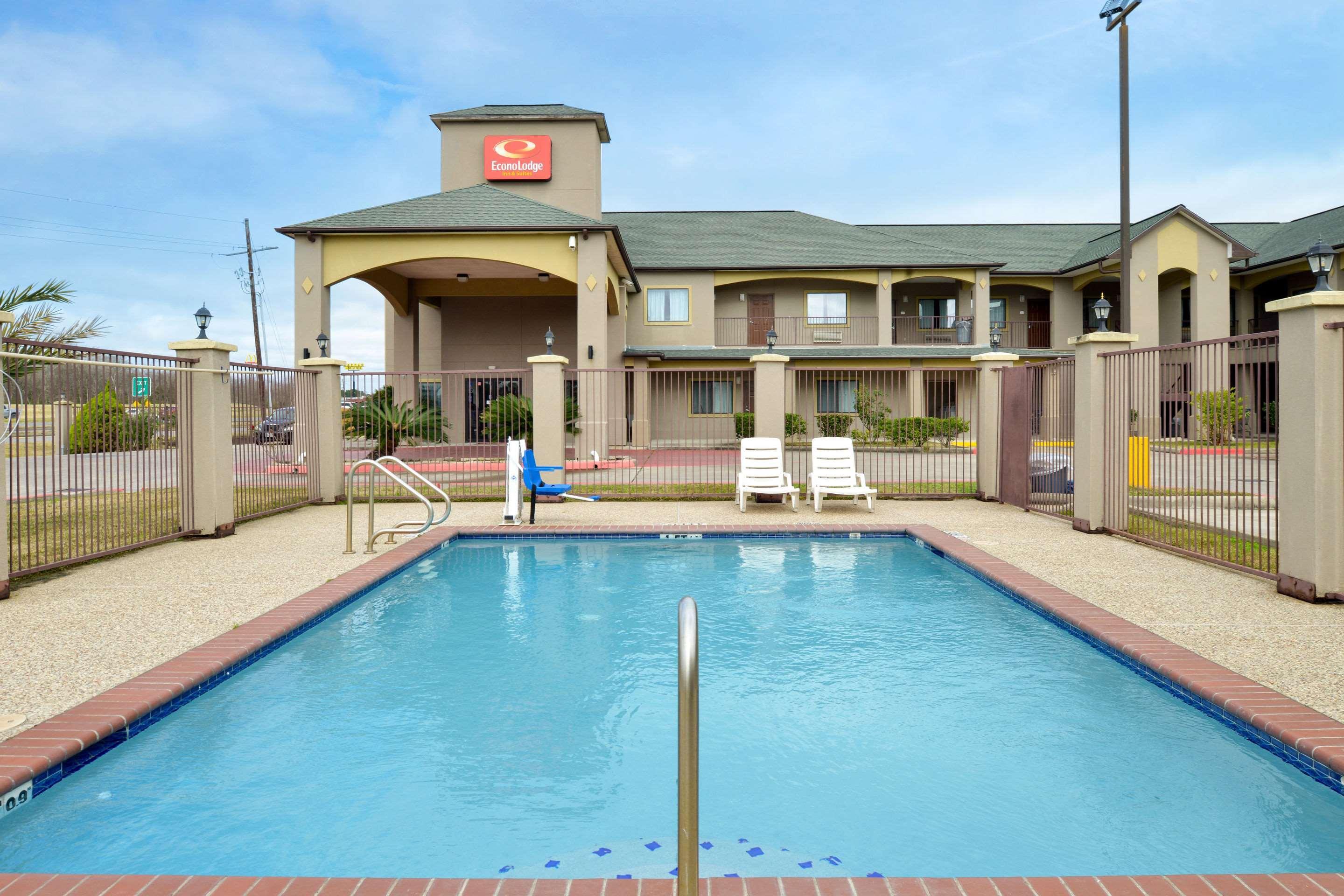 Econo Lodge Inn & Suites Port Arthur Near Sabine Pass Екстер'єр фото